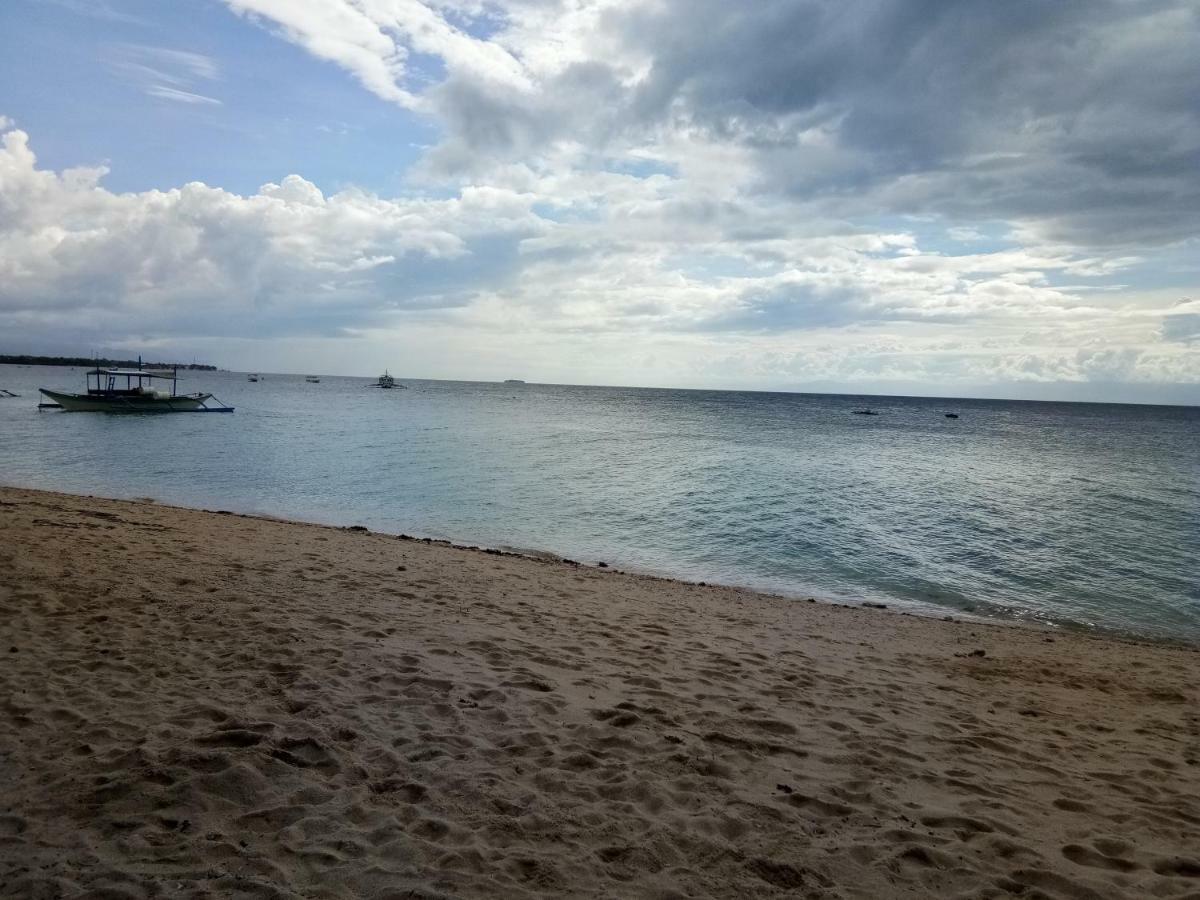 Hk Beach Resort And Restaurant モアルボアル エクステリア 写真