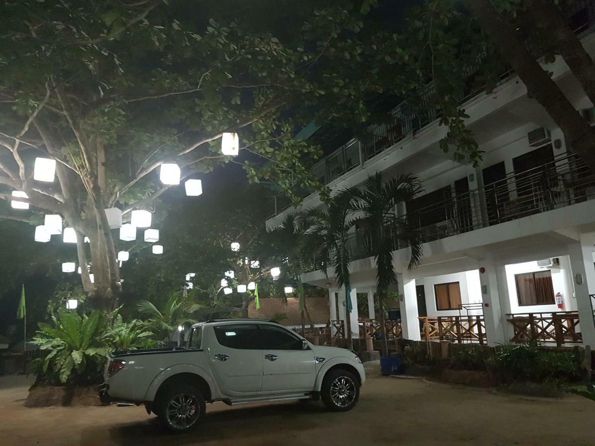 Hk Beach Resort And Restaurant モアルボアル エクステリア 写真