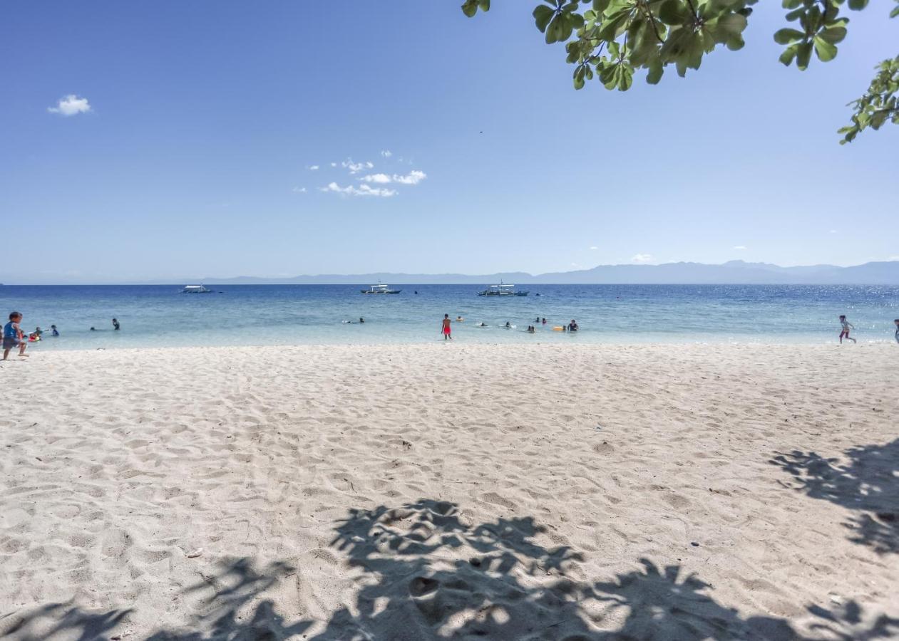 Hk Beach Resort And Restaurant モアルボアル エクステリア 写真